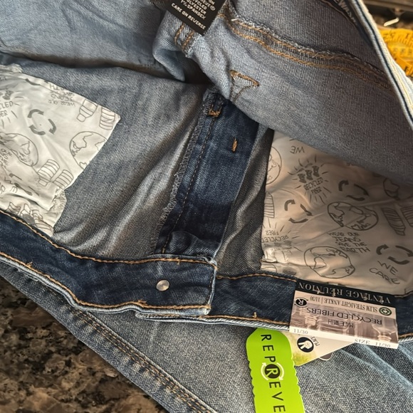 Rewash high rise slim straight Blue Distressed Jeans NWT 11/30 - Picture 14 of 15